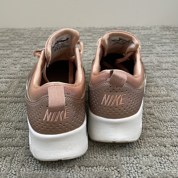 Nike Air Max Thea Rose Gold - Picture 5 of 7